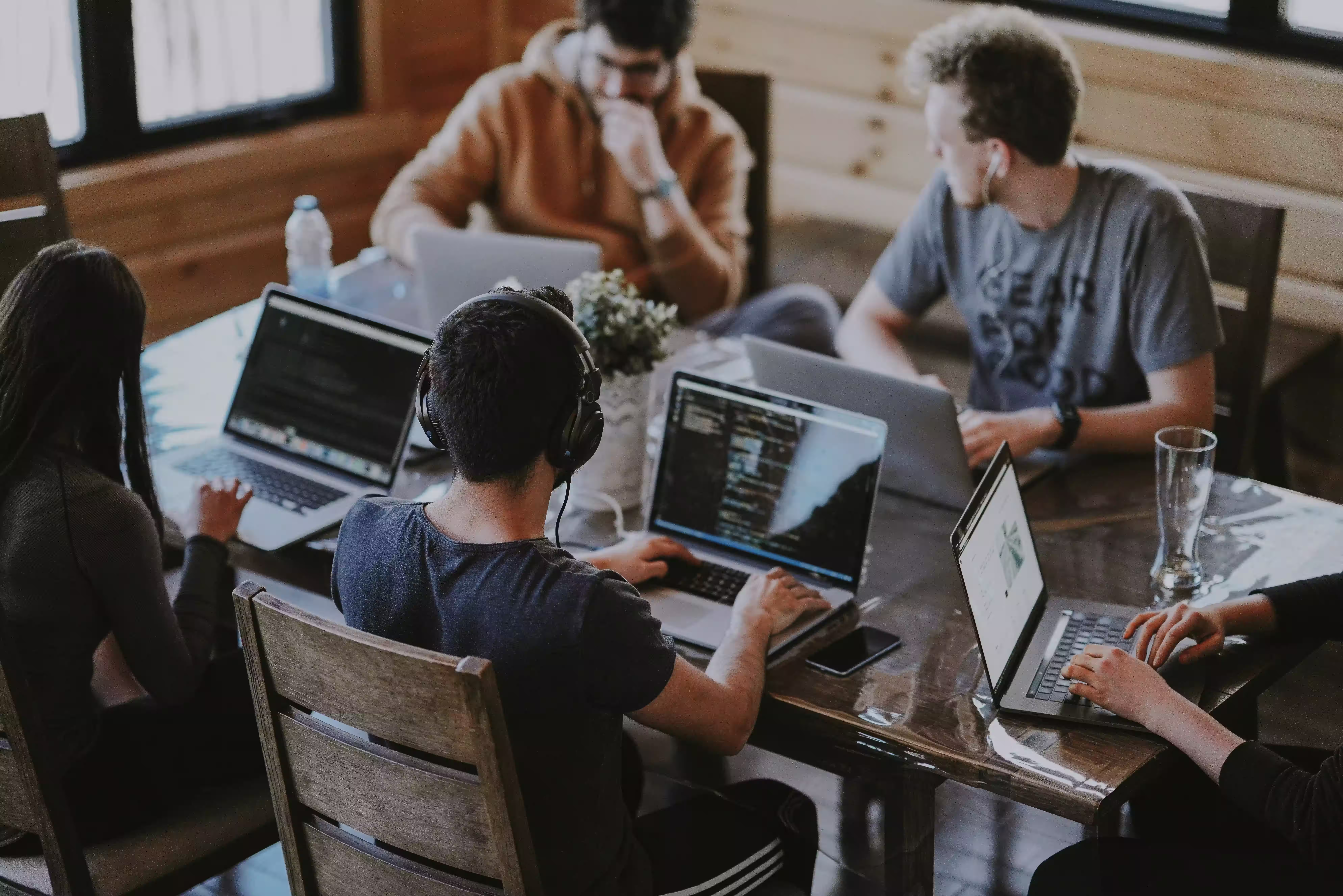 ModeraWeb Digital Agency